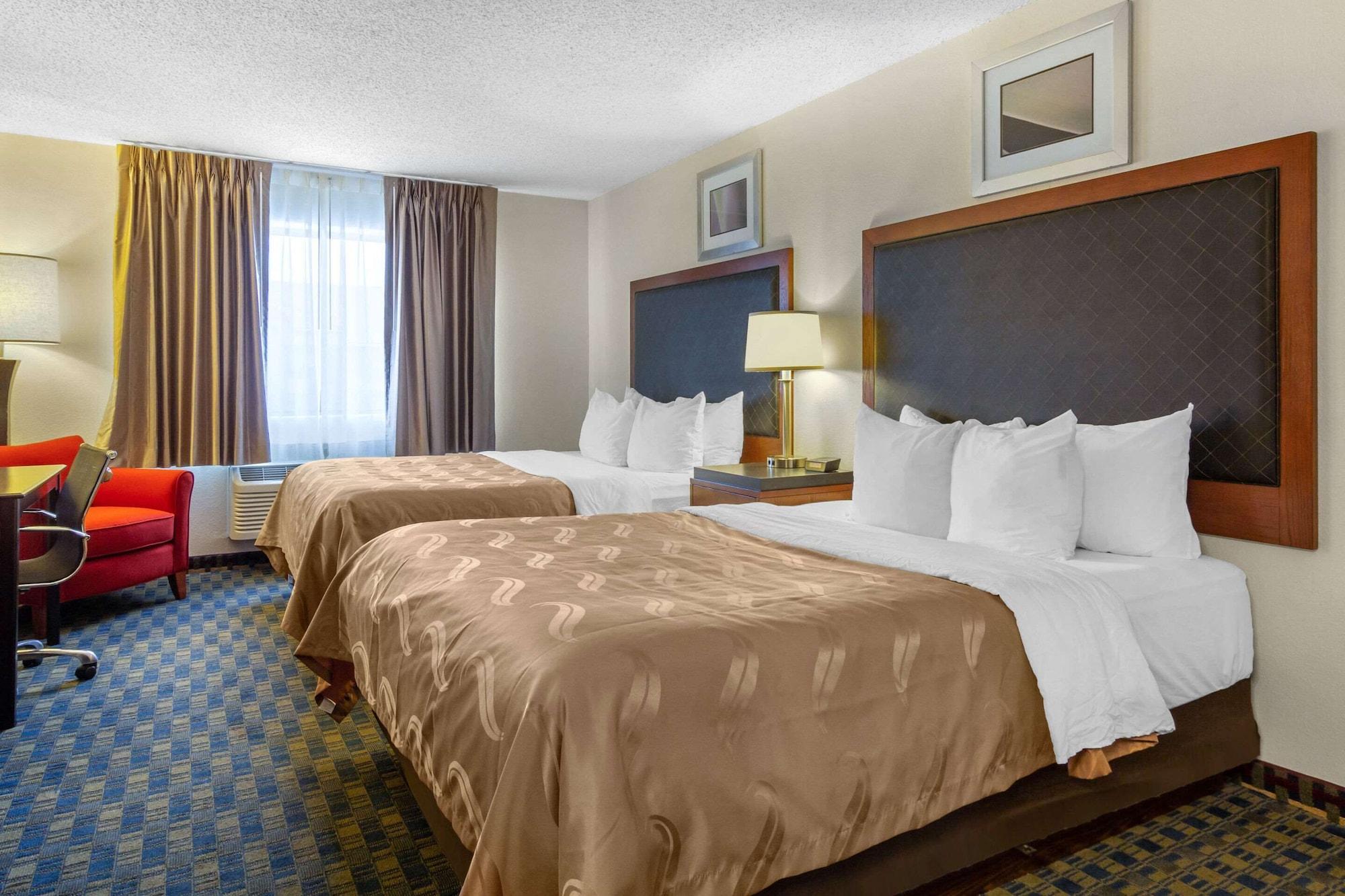 Quality Inn & Suites Lakewood - Denver Southwest Exterior foto
